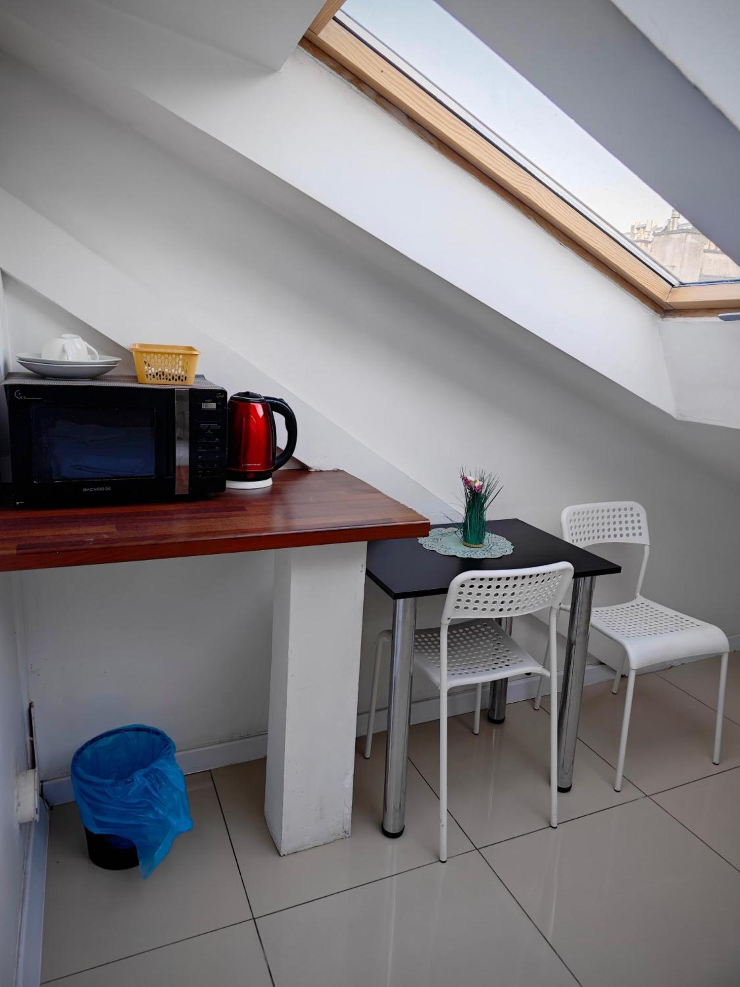 Apartamenty Hoza Attic Studio Warsaw Room photo